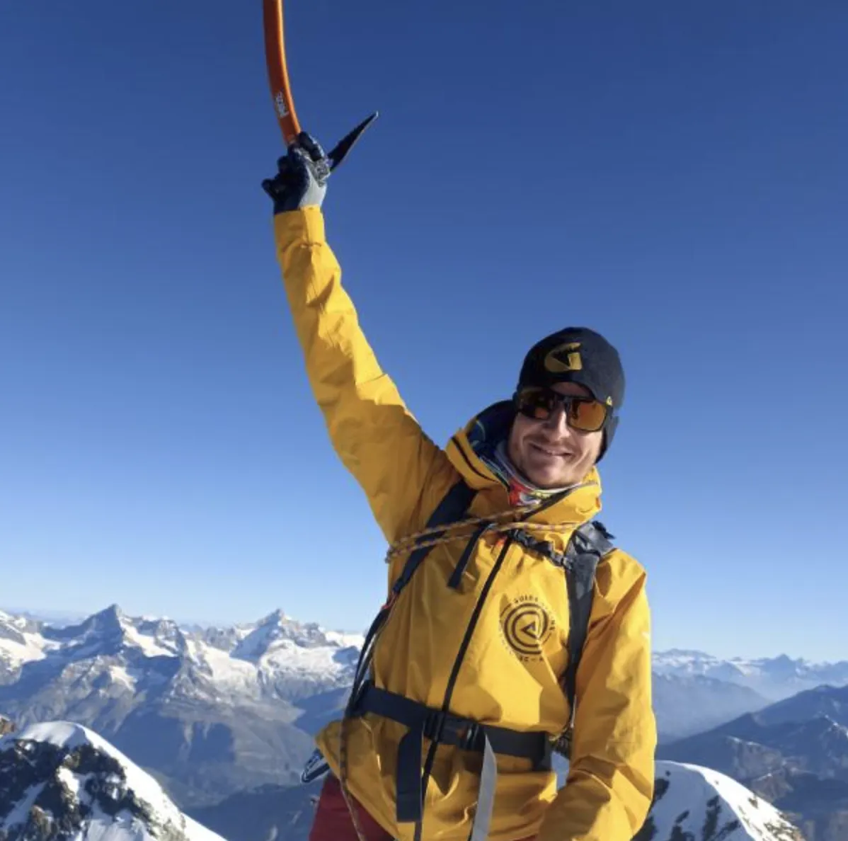 Guide Manuel - IFMGA Mountain Guide