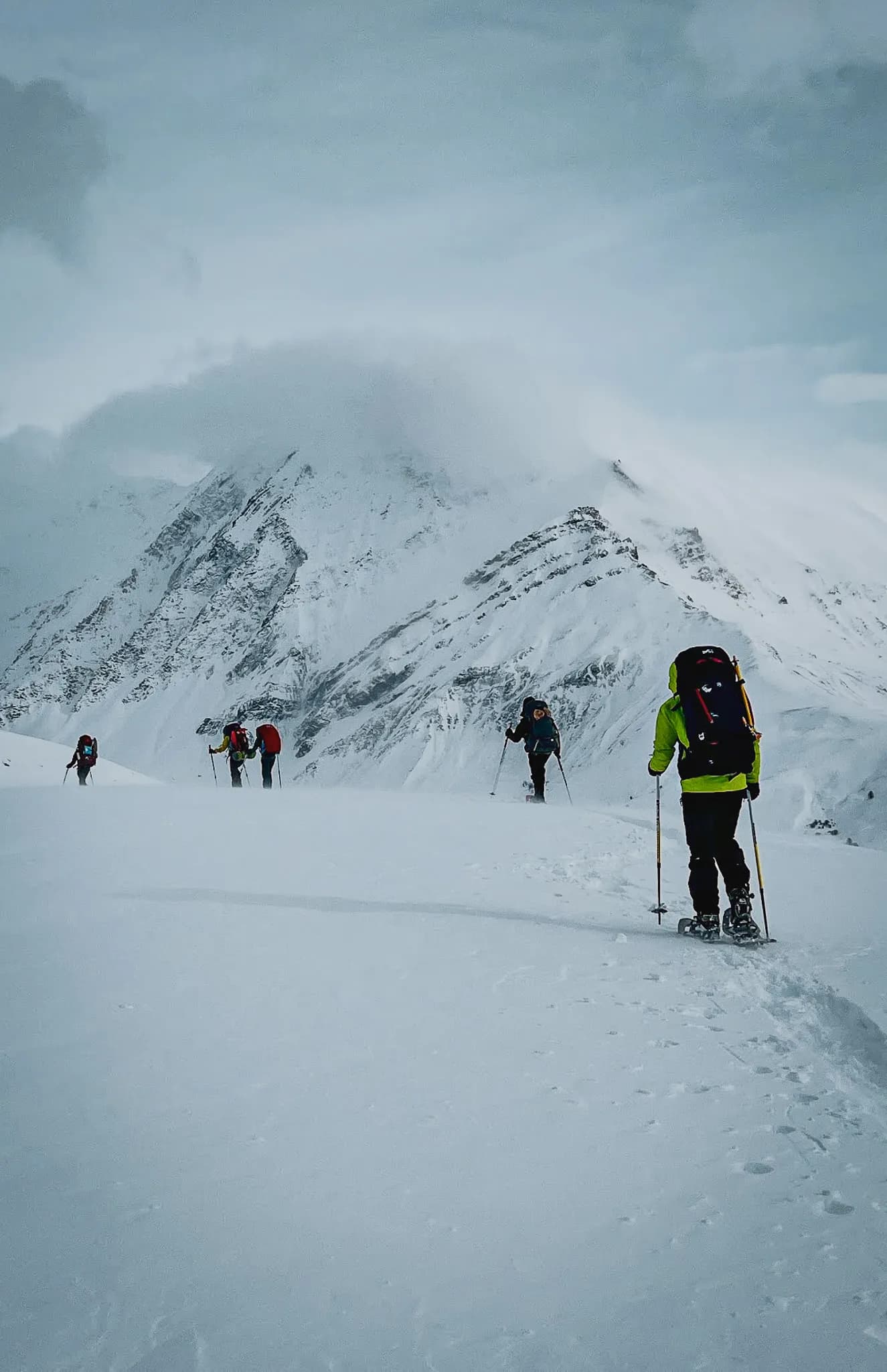 Sneeuwschoenwandelen in de Écrins, van vallei tot bergkam